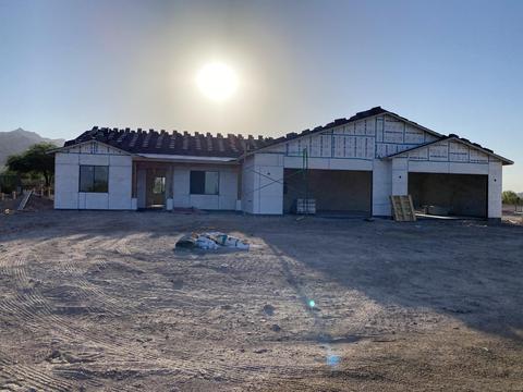 579 S Moon Rd, Apache Junction, AZ 85119 photo 2