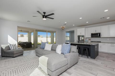 9944 E Thatcher Ave, Mesa, AZ 85212 photo 4