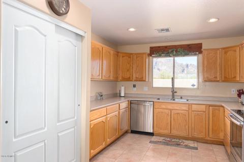 1570 N Goldfield Rd, Apache Junction, AZ 85119 photo 11