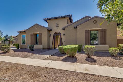 3153 E Red Oak Ct, Gilbert, AZ 85297 photo 2