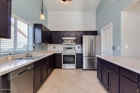 174 N Cobblestone St, Gilbert, AZ 85234 photo 17