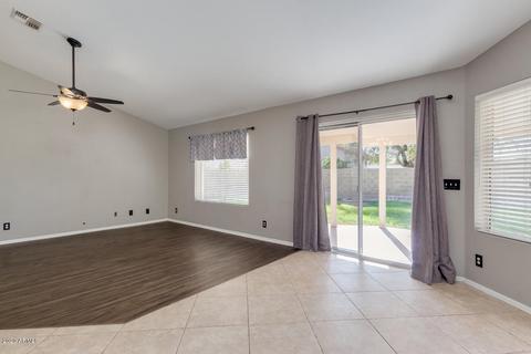 174 N Cobblestone St, Gilbert, AZ 85234 photo 13