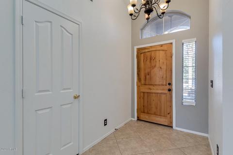 174 N Cobblestone St, Gilbert, AZ 85234 photo 6