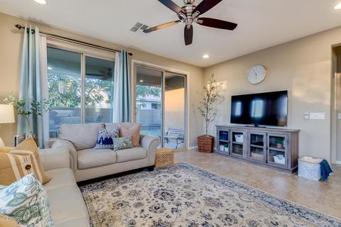 4042 E Amber Ln, Gilbert, AZ 85296 photo 6