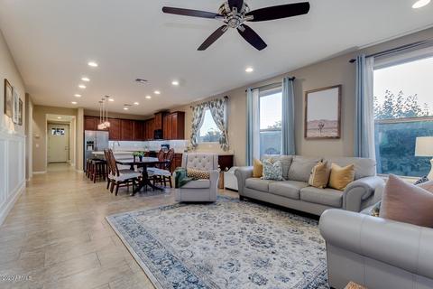 4042 E Amber Ln, Gilbert, AZ 85296 photo 5