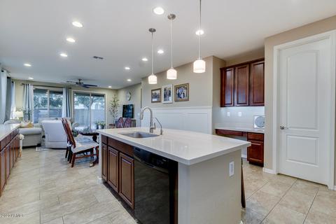 4042 E Amber Ln, Gilbert, AZ 85296 photo 10