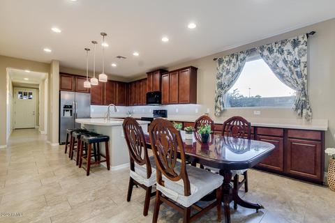 4042 E Amber Ln, Gilbert, AZ 85296 photo 7
