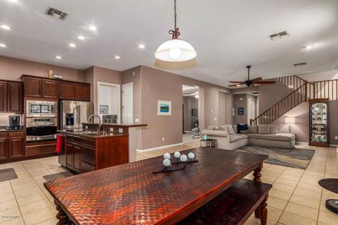 361 E Julian Dr, Gilbert, AZ 85295 photo 4
