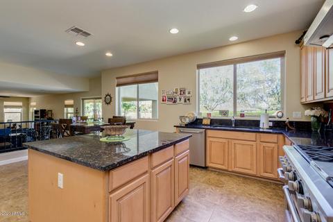 712 E Sipapu Dr, Gilbert, AZ 85297 photo 14