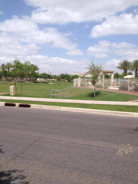 3411 E Orchid Ln, Gilbert, AZ 85296 photo 2