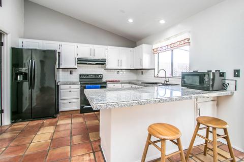 3066 E John Cabot Dr, Phoenix, AZ 85032 photo 9