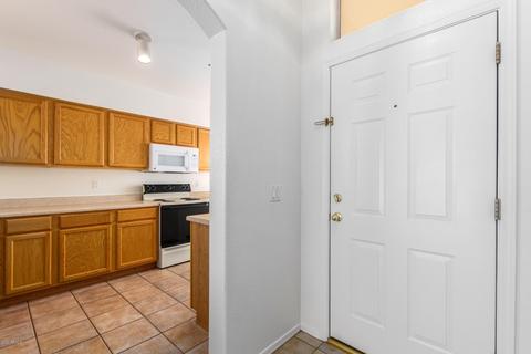918 E Baylor Ln, Gilbert, AZ 85296 photo 9