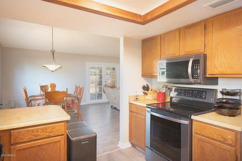 5902 W Harmont Dr, Glendale, AZ 85302 photo 4