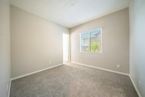 1160 E Knightsbridge Way, Gilbert, AZ 85297 photo 27