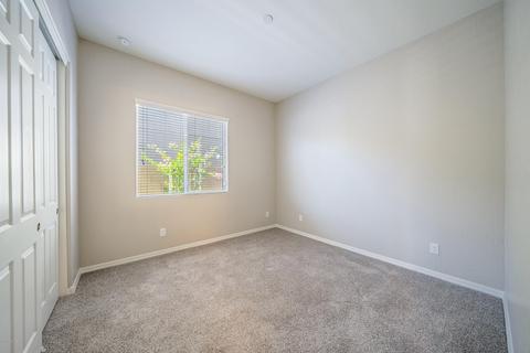 1160 E Knightsbridge Way, Gilbert, AZ 85297 photo 26