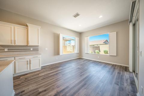 1160 E Knightsbridge Way, Gilbert, AZ 85297 photo 10