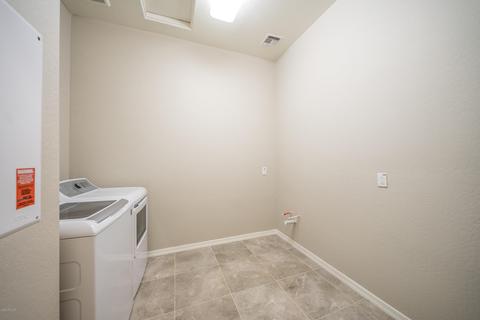 1160 E Knightsbridge Way, Gilbert, AZ 85297 photo 31