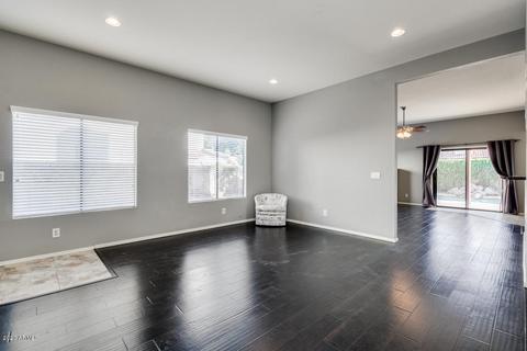 1243 W Pacific Dr W, Gilbert, AZ 85233 photo 4