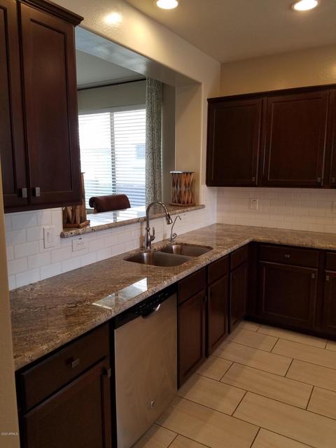 3071 E Morgan Dr, Gilbert, AZ 85295 photo 8