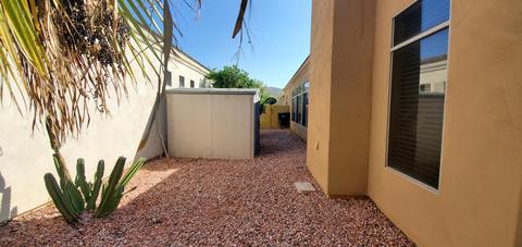 2210 E Branham Ln, Phoenix, AZ 85042 photo 32