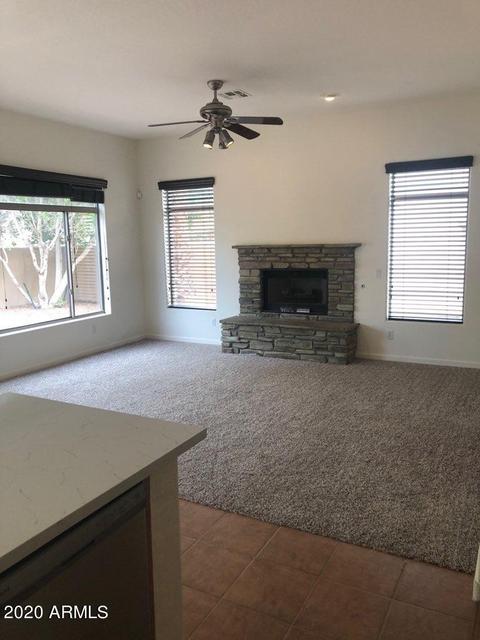 2210 E Branham Ln, Phoenix, AZ 85042 photo 12