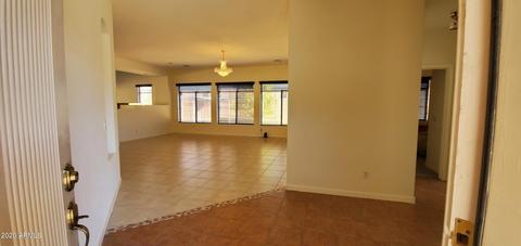2210 E Branham Ln, Phoenix, AZ 85042 photo 7