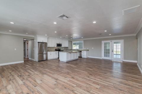 3710 E Arbor Cir, Mesa, AZ 85206 photo 9