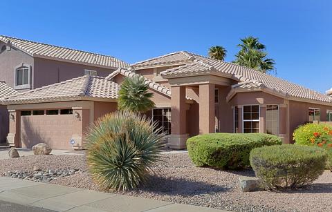 2526 E Wescott Dr, Phoenix, AZ 85050 photo 2