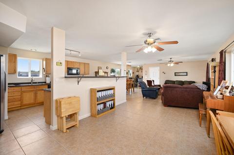927 E Mesquite Ave, Apache Junction, AZ 85119 photo 4