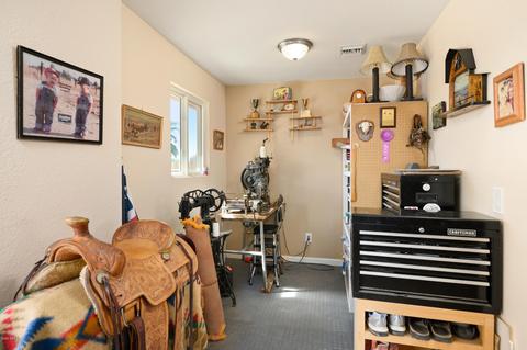 927 E Mesquite Ave, Apache Junction, AZ 85119 photo 13