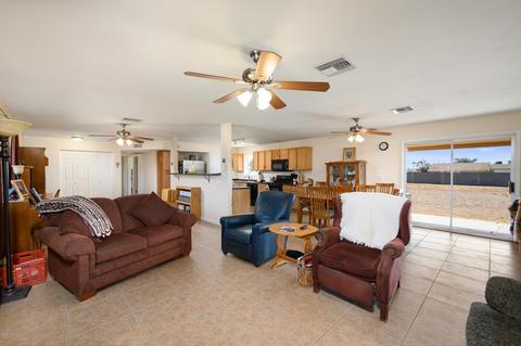 927 E Mesquite Ave, Apache Junction, AZ 85119 photo 6