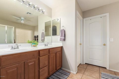 1552 E Mia Ln, Gilbert, AZ 85298 photo 9