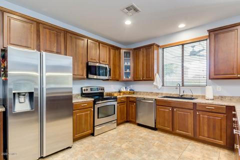 3569 E Coconino Way, Gilbert, AZ 85298 photo 8