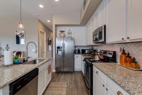 3015 N 33rd Pl, Phoenix, AZ 85018 photo 5