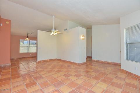 4810 E Abraham Ln, Phoenix, AZ 85054 photo 4