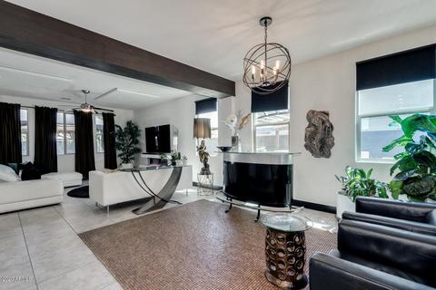 2504 W Gary Way, Phoenix, AZ 85041 photo 4