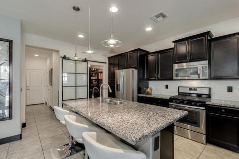 2504 W Gary Way, Phoenix, AZ 85041 photo 11