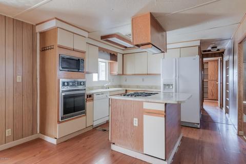 306 S Winterhaven --, Mesa, AZ 85204 photo 2