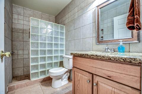 1746 E Francisco Dr, Phoenix, AZ 85042 photo 1