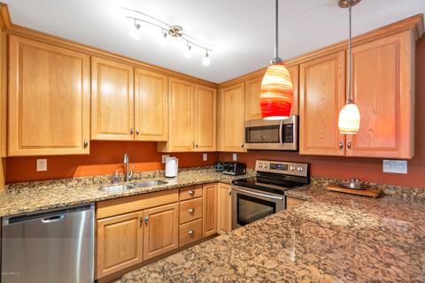 5525 E Thomas Rd #H3, Phoenix, AZ 85018 photo 6
