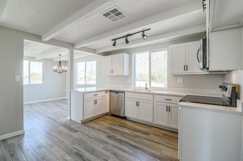 5475 E Forest St, Apache Junction, AZ 85119 photo 9