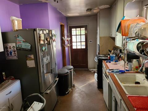 3427 E Holly St, Phoenix, AZ 85008 photo 6