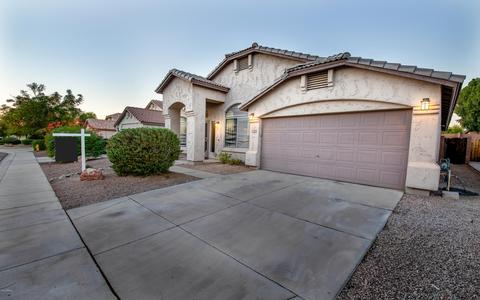 1020 E Blackhawk Dr, Phoenix, AZ 85024 photo 2