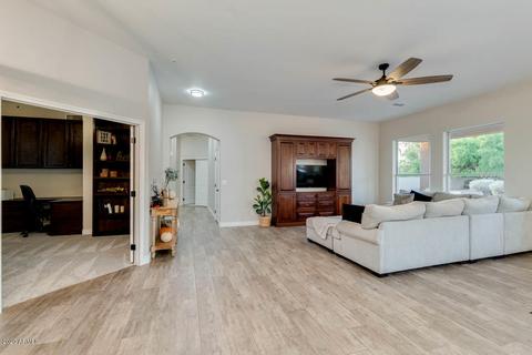 4324 E Caroline Ln, Gilbert, AZ 85296 photo 17