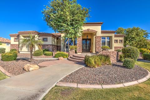 2468 E Page Ave, Gilbert, AZ 85234 photo 2