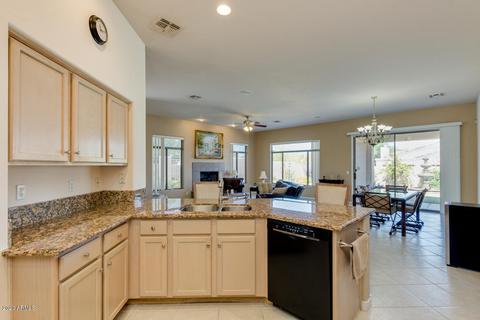 2102 E Beautiful Ln, Phoenix, AZ 85042 photo 17