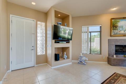 2102 E Beautiful Ln, Phoenix, AZ 85042 photo 4
