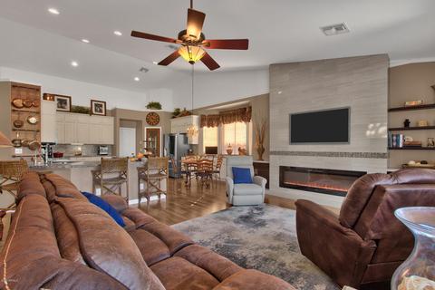 146 E Gail Dr, Gilbert, AZ 85296 photo 9