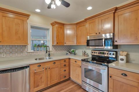 1529 Earll Dr, Phoenix, AZ 85014 photo 4