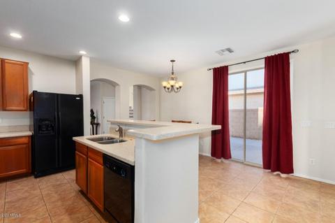 3856 S Dew Drop Ln, Gilbert, AZ 85297 photo 9